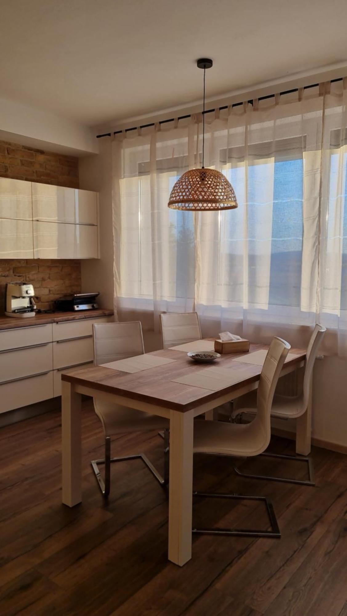 Jack'S Apartment Trencin Bagian luar foto